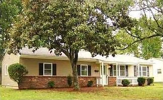 1st image of 3009 Aaron Dr