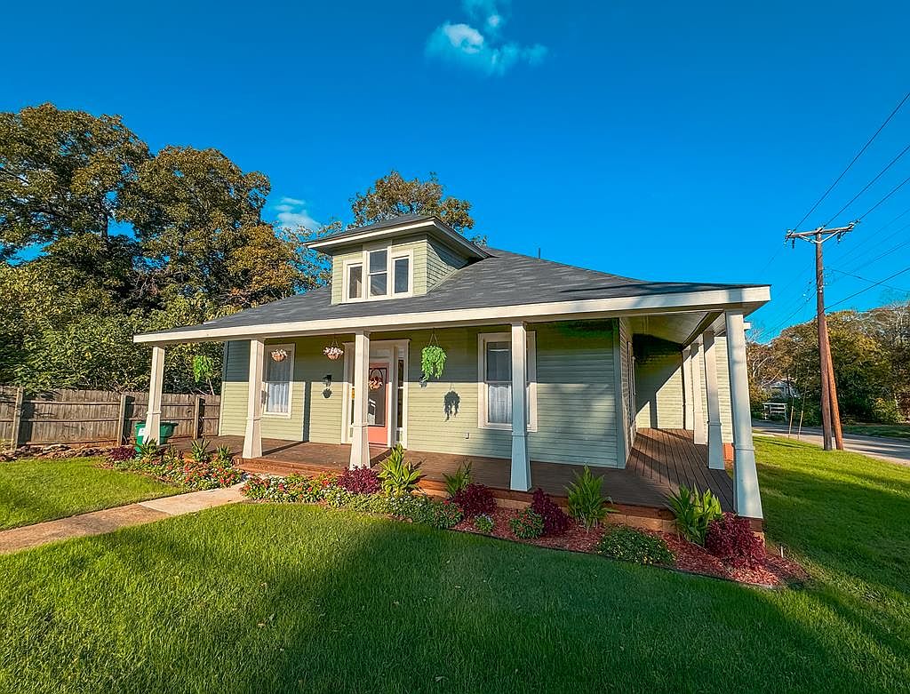 324 S Sycamore St, Palestine, TX 75801 MLS 96598 Zillow