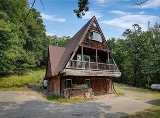 5165 Johnson Hill Dr, Canandaigua, NY 14424