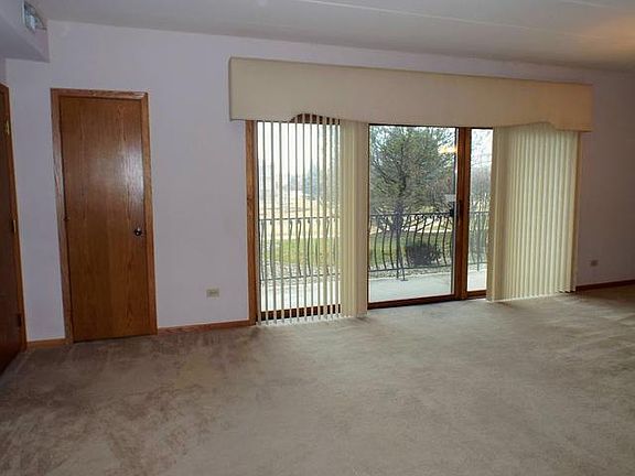 5th image of 17824 Bernard Dr APT 1C