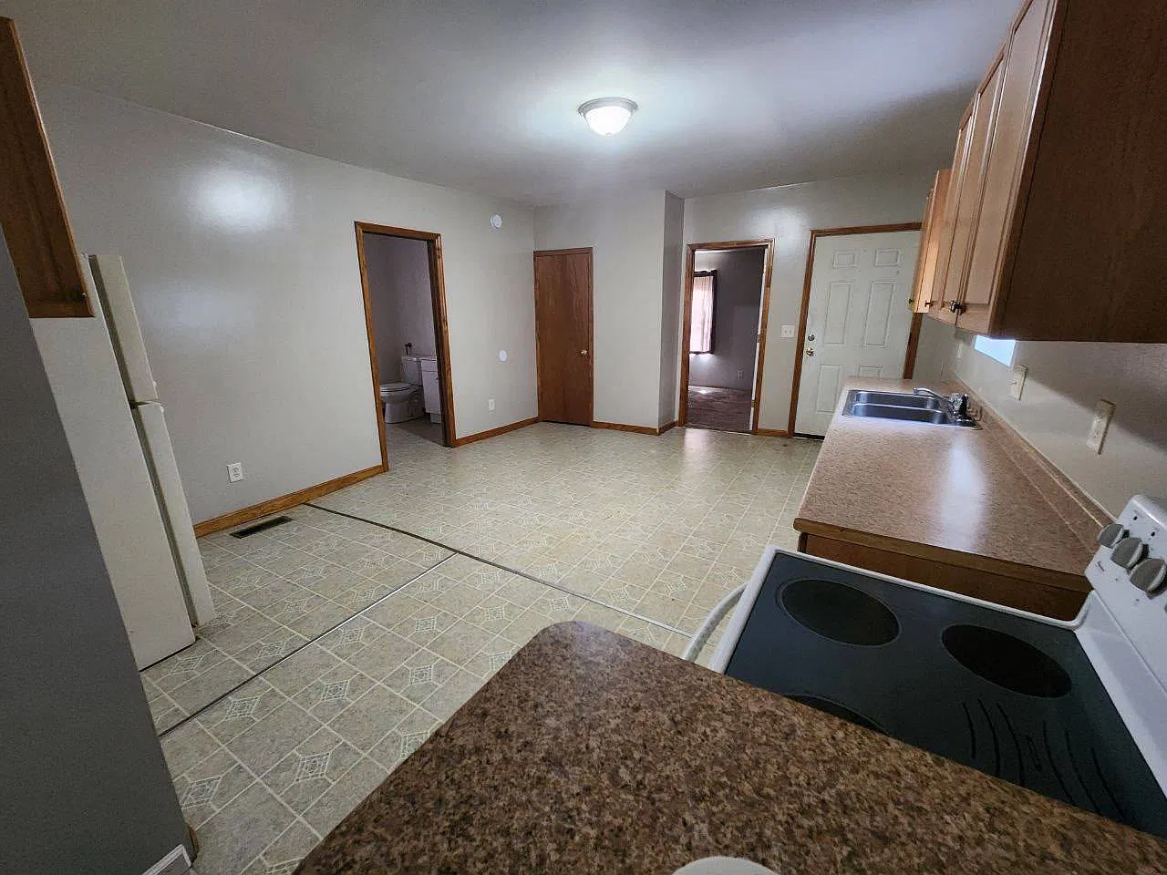 1 bed, $750 — Photo 2