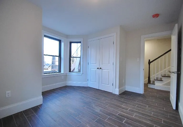 143 Marcella St #1X — Photo 7