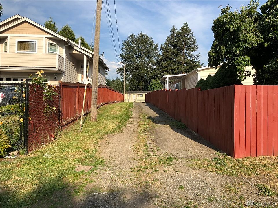 2nd image of 122 16th Ave S