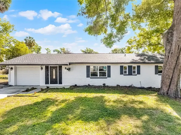 720 Jasmine Ave, Orange City, FL 32763