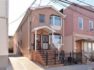 5306 68th St, Maspeth, NY 11378