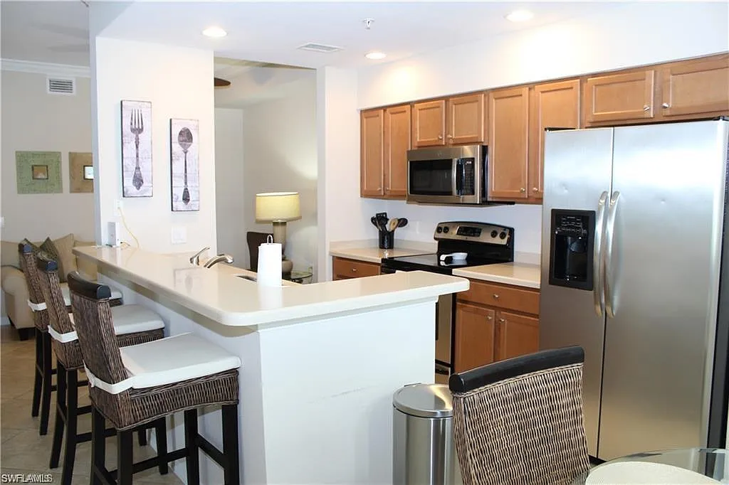 2 bed, 2.0 bath, 1232 sqft, $2,000 — Photo 3