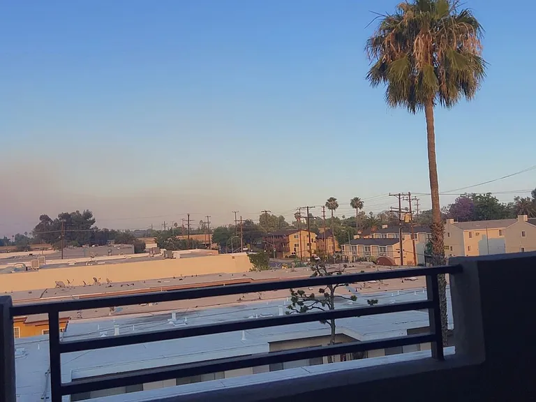 Yaya Saticoy — Photo 17