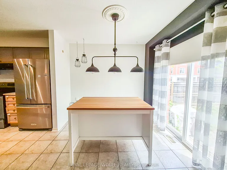 147 Dubrick Cres #1 — Photo 10