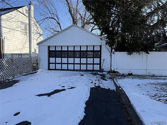 4th image of 19 Allendale Rd