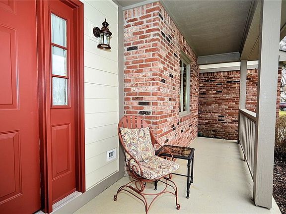 4th image of 419 Sonhatsett Dr
