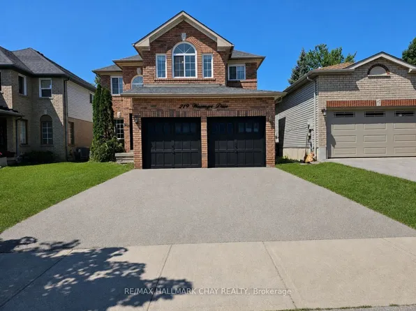 219 Wessenger Dr, Barrie, ON L4N 8R4