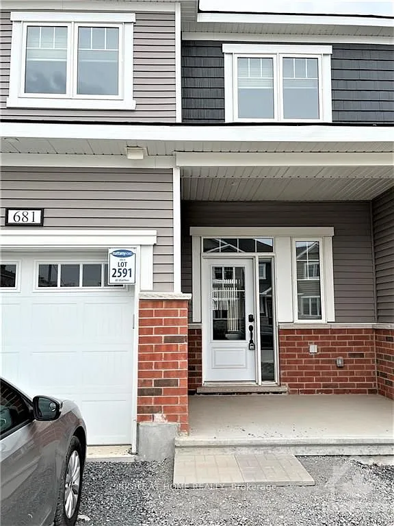 3 bed, $2,700 — Photo 1