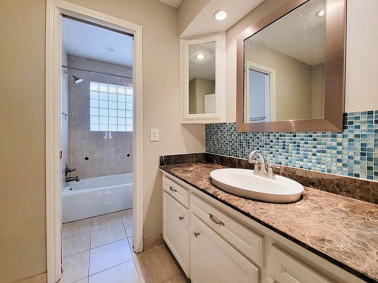 4915 Brian Haven Dr — Photo 37