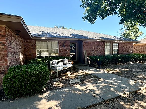 3rd image of 4206 Prince Edward Dr