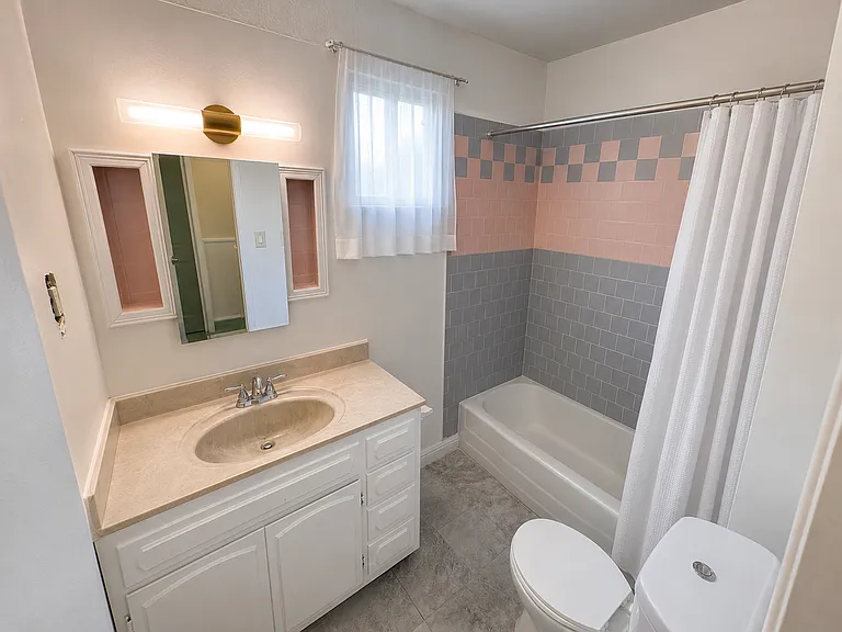 7736 Ditmar Ave — Photo 12