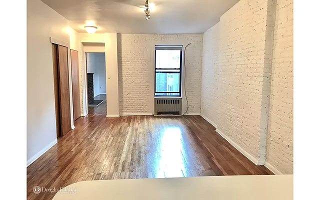 Rented by Douglas Elliman | media 20