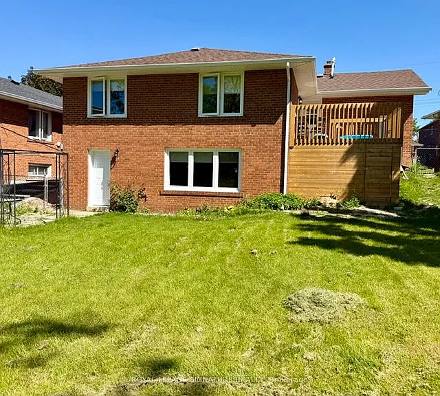 61 Anewen Dr #LOWER — Photo 21