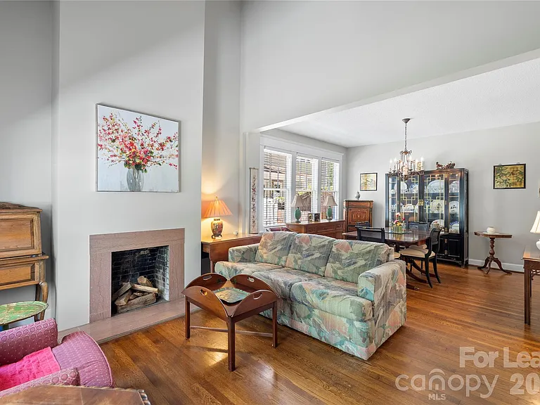 1610 Park Rd — Photo 4