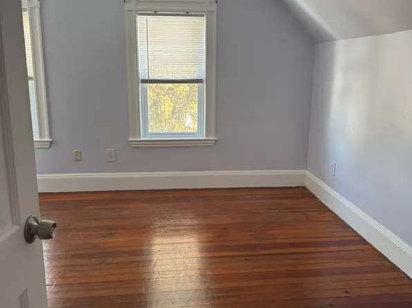 19 Hosmer St Floor 2, Everett, MA 02149