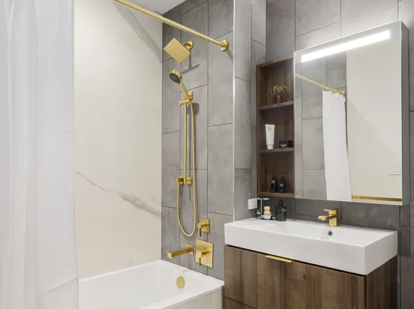 980 Sixth Avenue 407 image 3 of 11