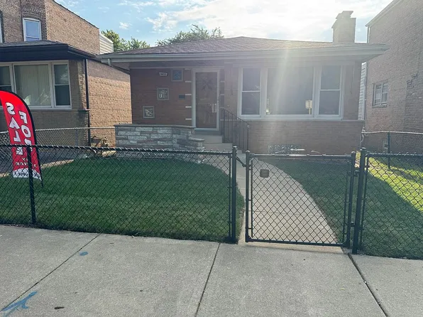3455 S Leavitt St, Chicago, IL 60608