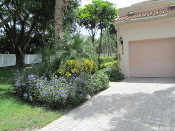 6675 Montego Bay Boulevard #B, Boca Raton, FL 33433