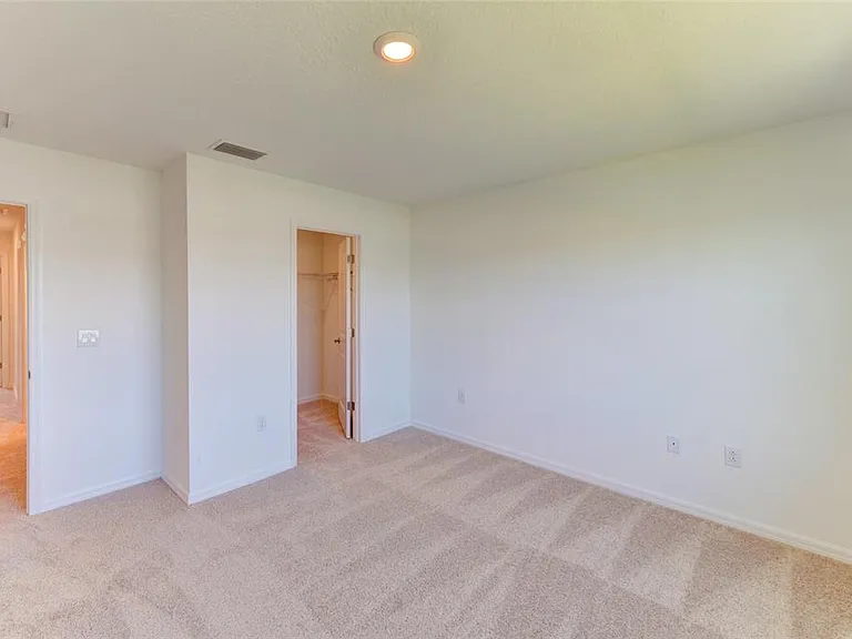 5744 Haven Ter — Photo 29