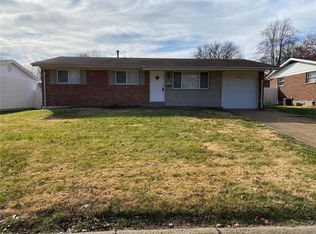 610 Suntide Dr, Saint Louis, MO