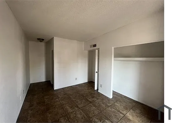 2838 E Marconi Ave #203 — Photo 21