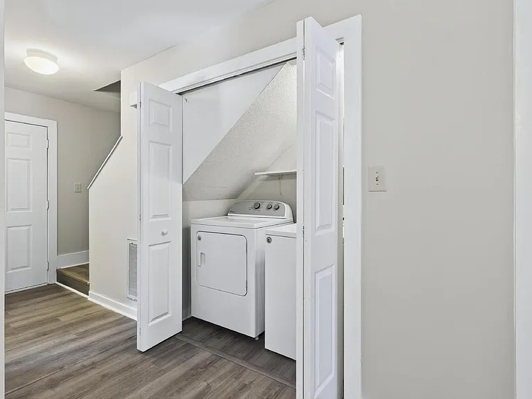 5541 Kaplan Dr #A — Photo 22