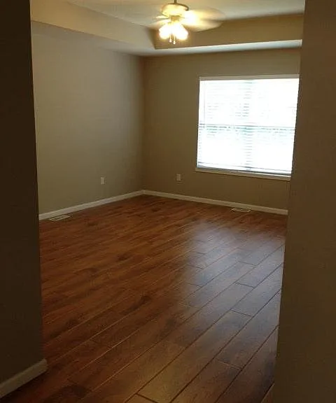 LR windows & hardwood floors