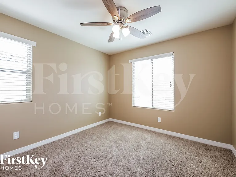 9019 W State Ave — Photo 10