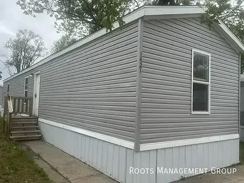 1421 Winona St #1421WN Photo 1