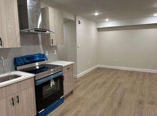 42 N 40th St APT 3, Philadelphia, PA 19104