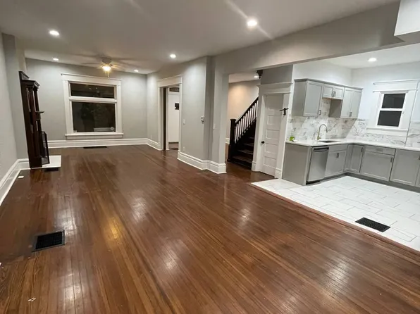 501 Saint Clair Ave, Columbus, OH 43203