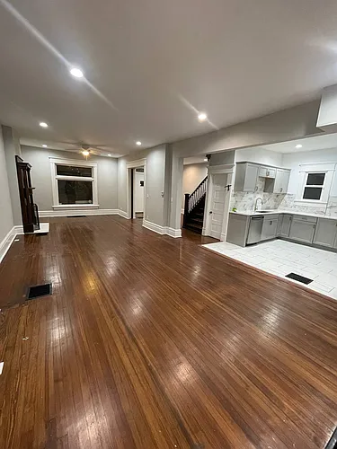 501 Saint Clair Ave Photo 1