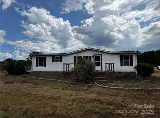 2743 McCraw Rd, Mooresboro, NC 28114