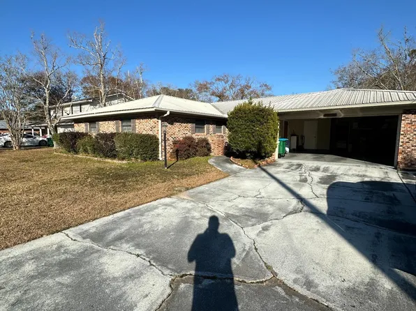 2606 Martin St, Pascagoula, MS 39581