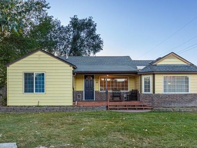 10 S Irby St, Kennewick, WA, 99336