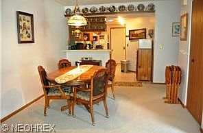 5th image of 41 Stratford Grn #2
