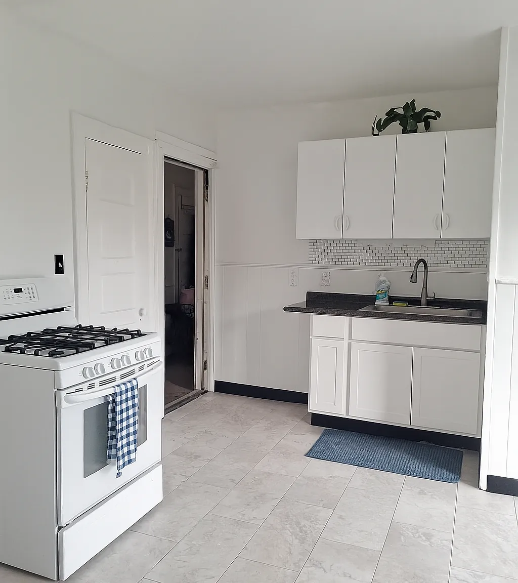 1 bed, 650 sqft, $995 — Photo 4