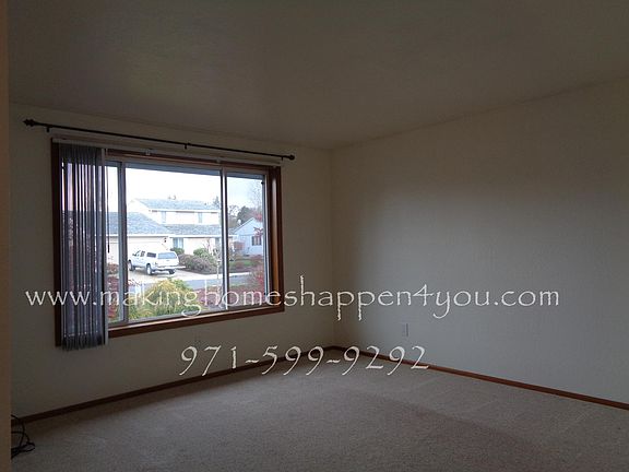 4th image of 1765 Westchester Ct NW