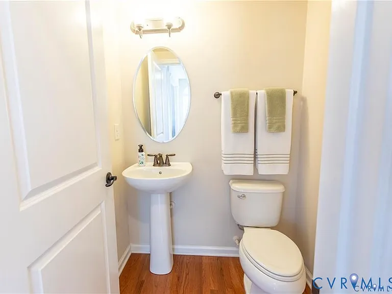 411 Siena Ln — Photo 26