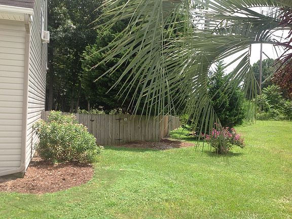 Private. Side yard easement,