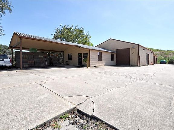 2nd image of 946 Shadick Dr
