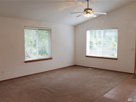 3rd image of 1480 E Saint Andrews Dr N
