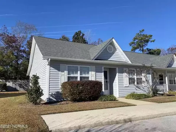303 Barbour Road Ln #401, Morehead City, NC 28557