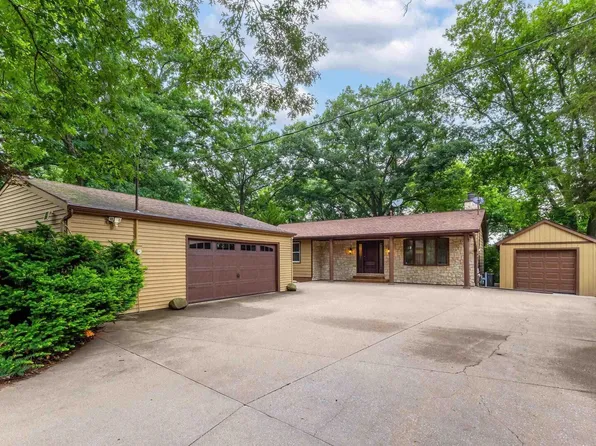 16404 Route 84 N, East Moline, IL 61244