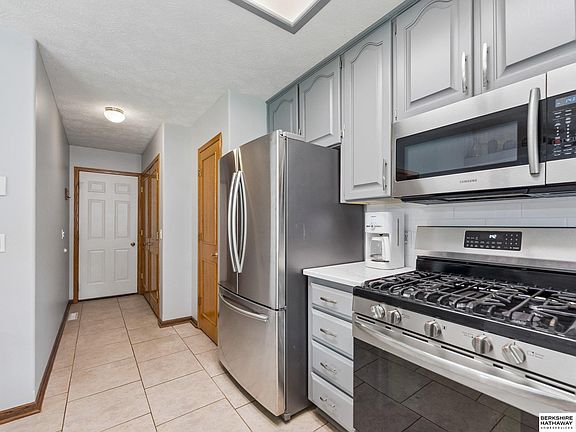 5th image of 1908 Skyhawk Ave