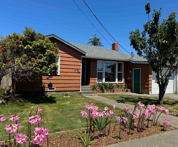 171 E Cooper Ave, Crescent City, CA, 95531